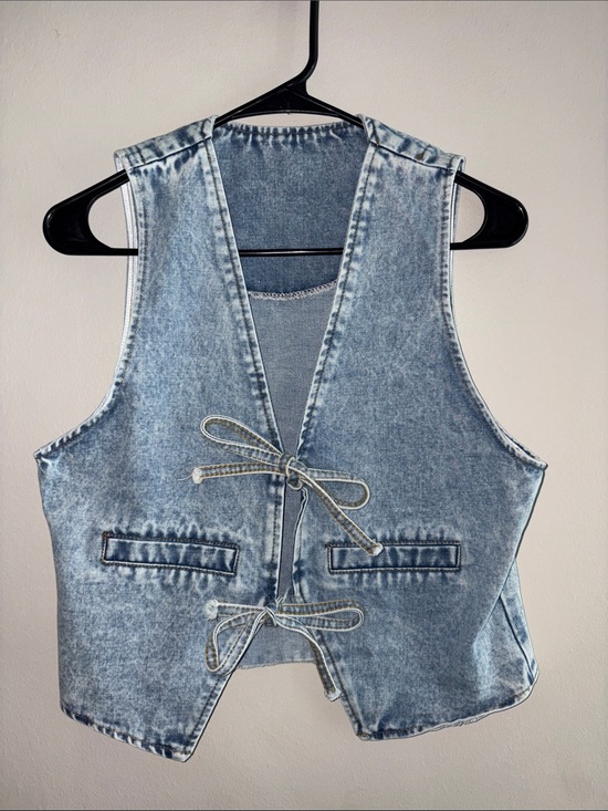 LouVasabuce Tops - Light Wash Denim Tie-Front Vest - Women's Blue